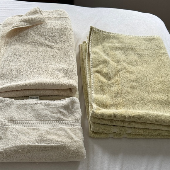 Other - Soft Cotton Bath Towel Set